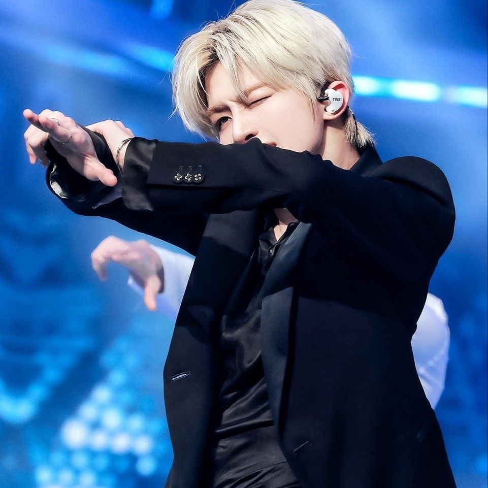 A moment captured by Jihoon (TWS)'s fan