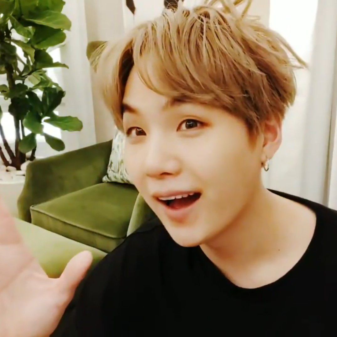 슈가 (방탄소년단)의 비하인드 컷