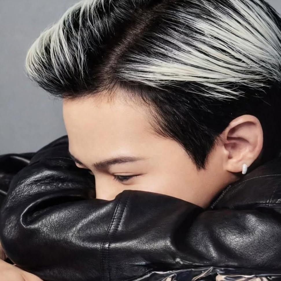 A moment captured by G-DRAGON (BIGBANG)'s fan