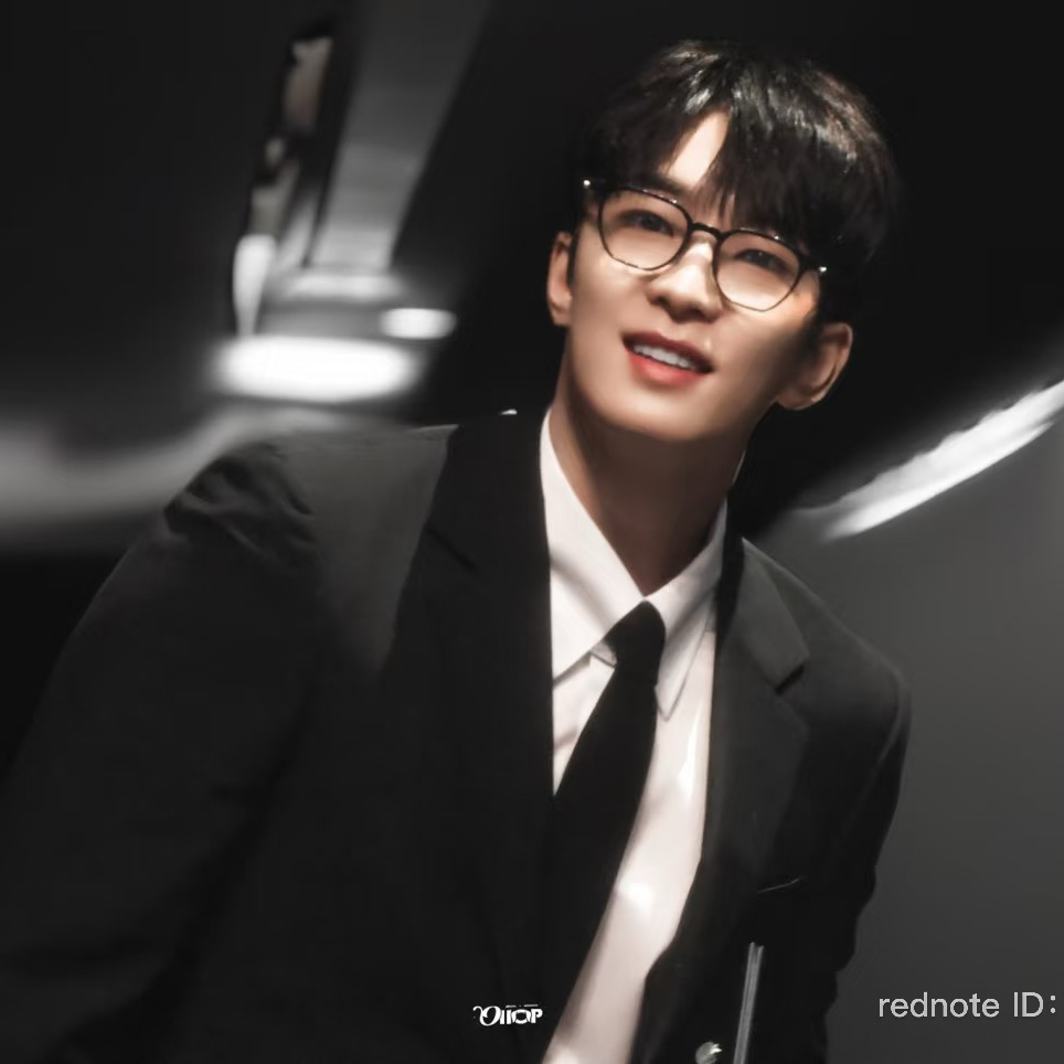 Latest photo of Wonwoo (SEVENTEEN)