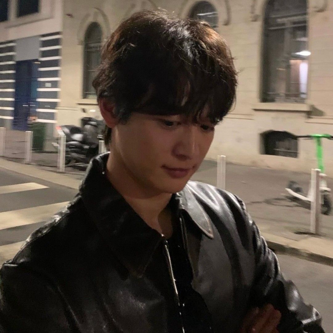 Recent activity shot of Minho (SHINee)