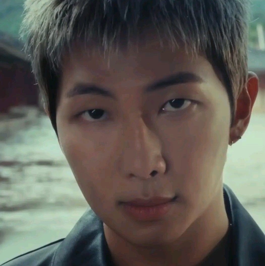 Potret di balik layar RM (BTS)