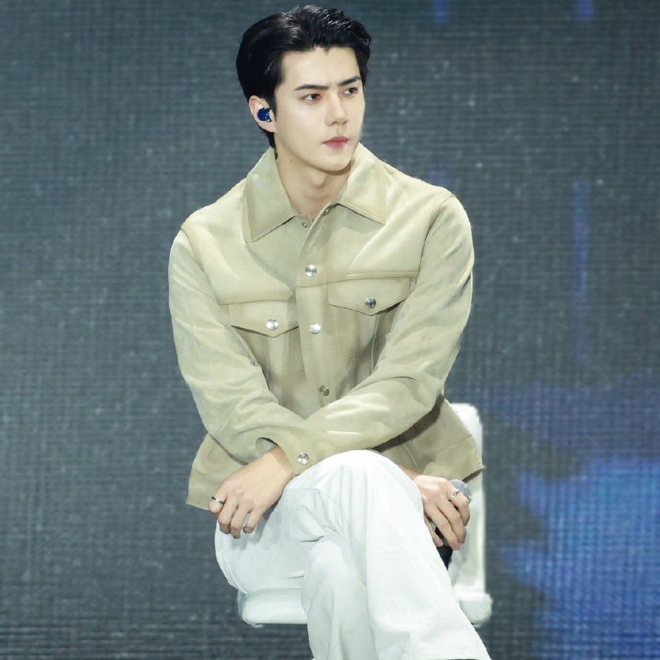 세훈 (EXO) 최근 활동샷