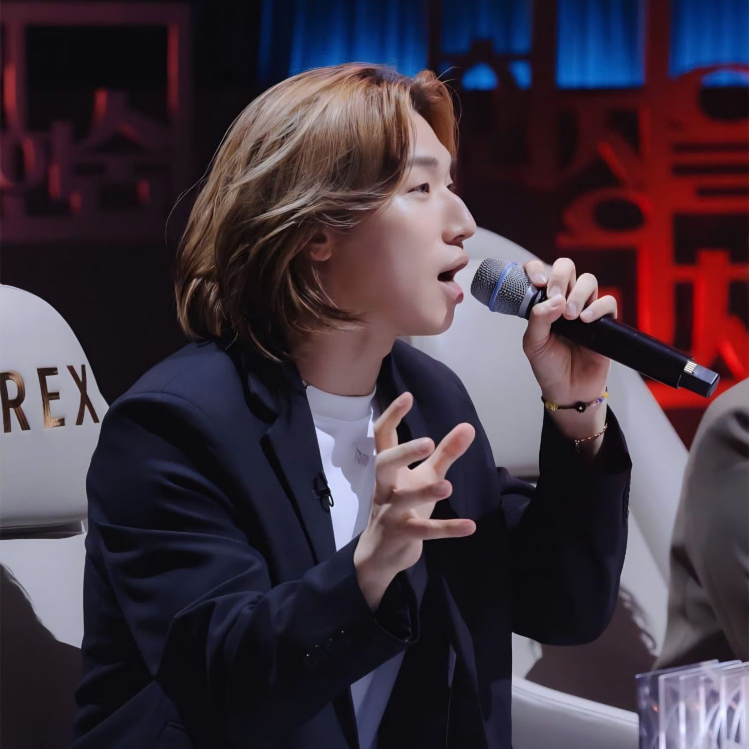 Behind-the-scenes cut of Daesung (BIGBANG)