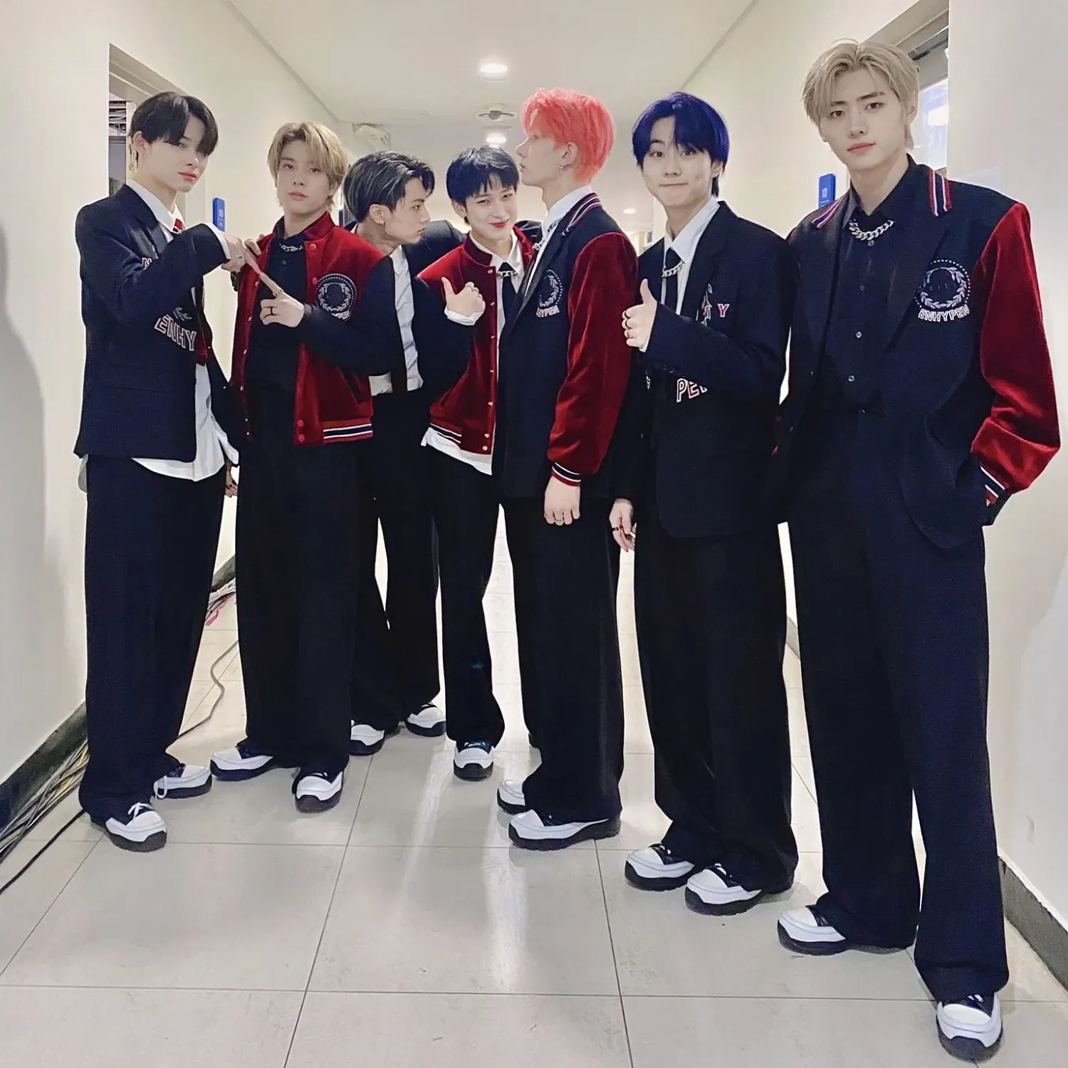 Momen yang diabadikan oleh penggemar ENHYPEN