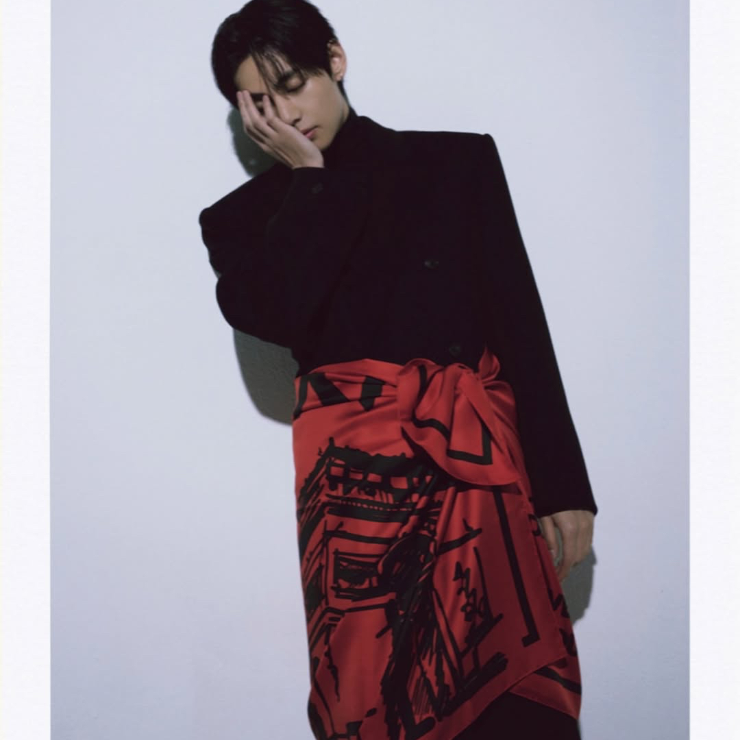 Behind-the-scenes cut of V (BTS)