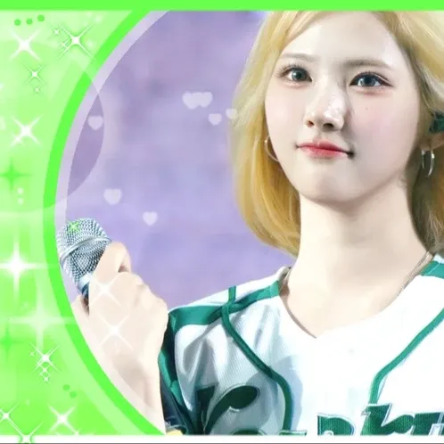 A moment captured by Jiwoo (Hearts2Hearts)'s fan