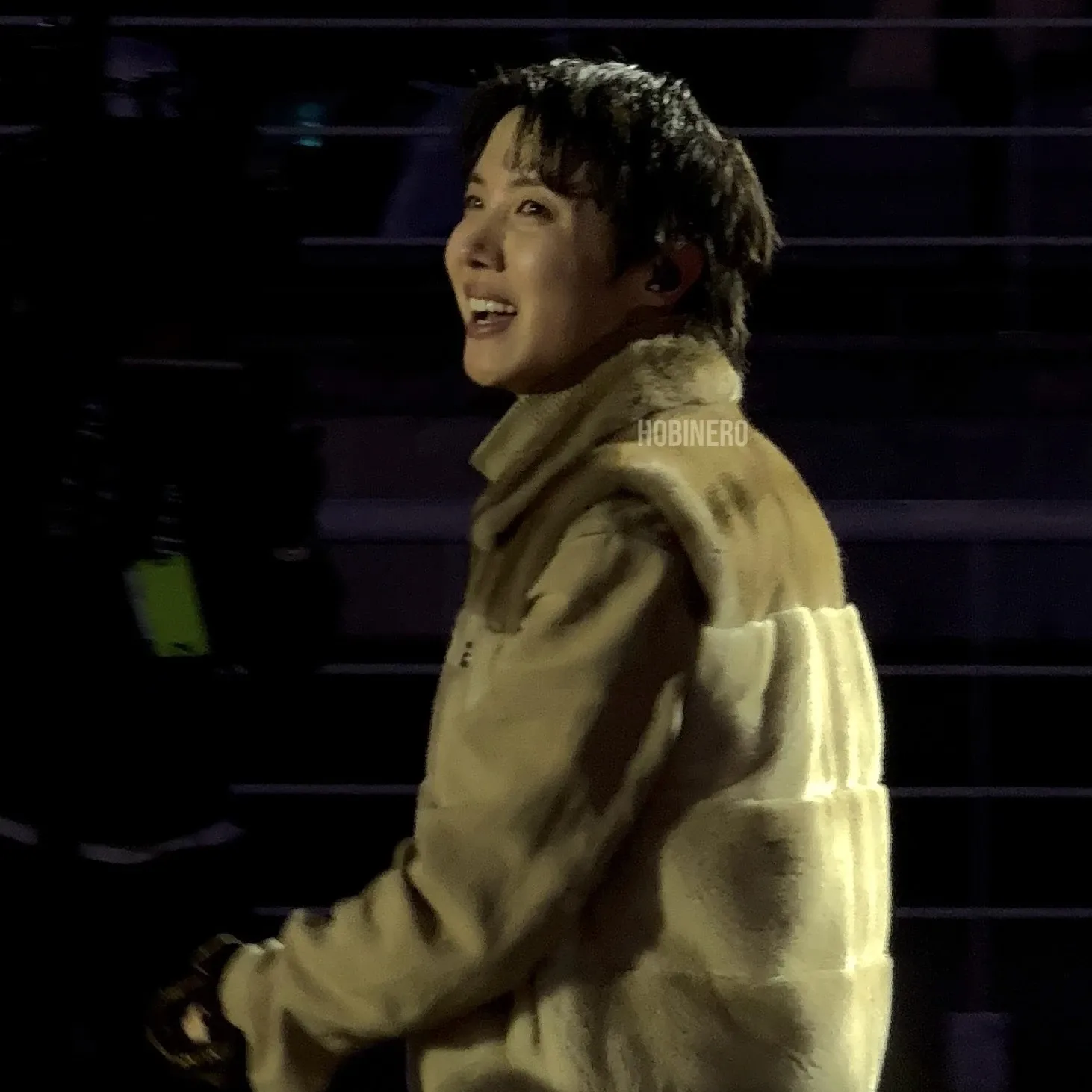 Foto terbaru j-hope (BTS)