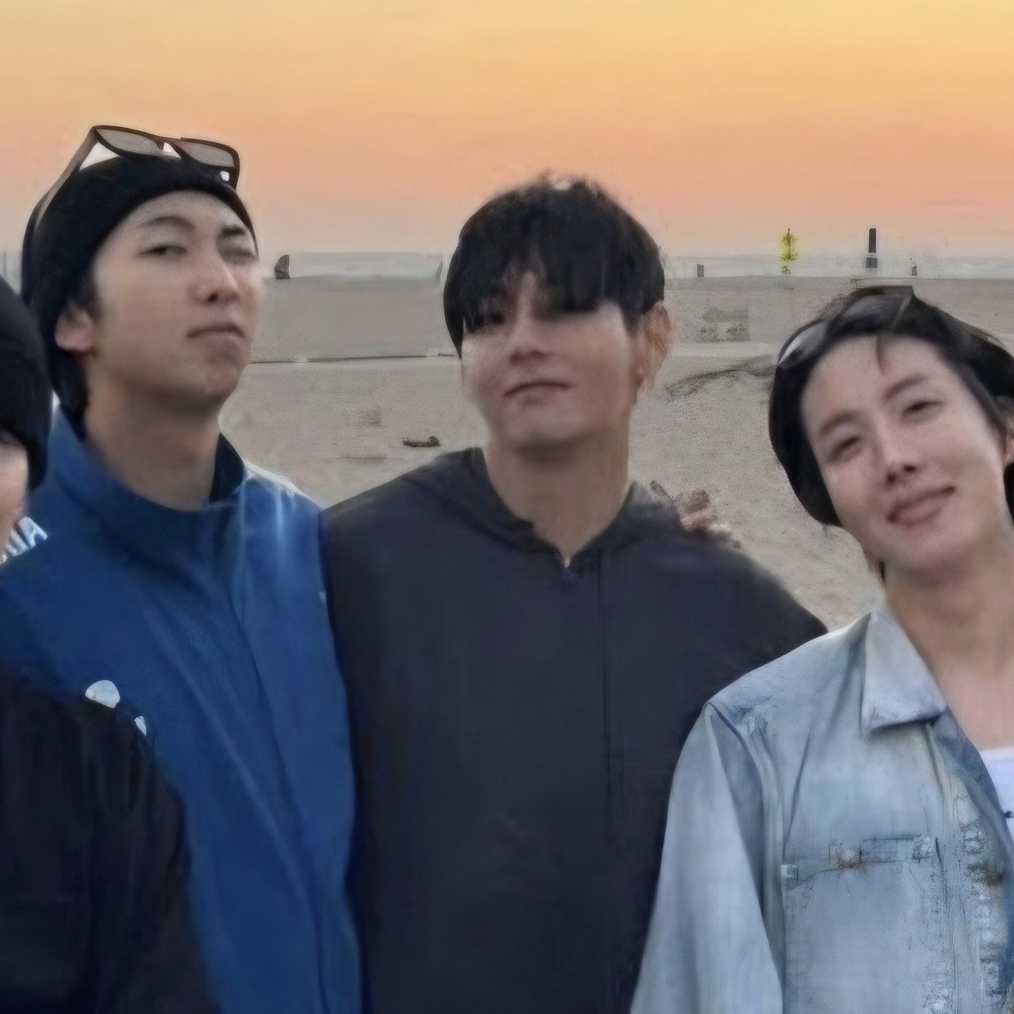 V (BTS)の最新写真