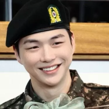 Recent activity shot of Kang Daniel