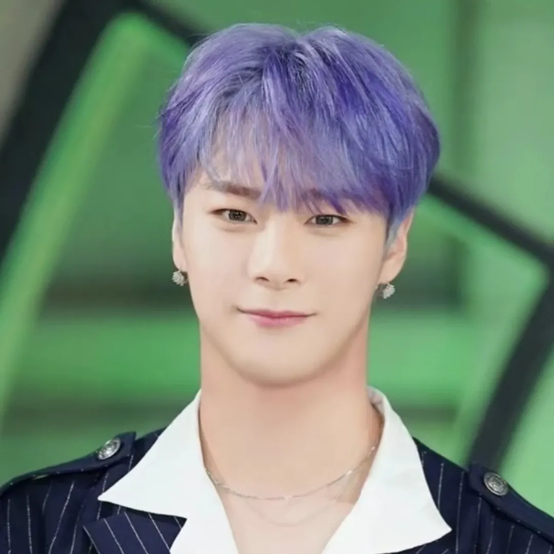 A moment captured by Moonbin (ASTRO)'s fan