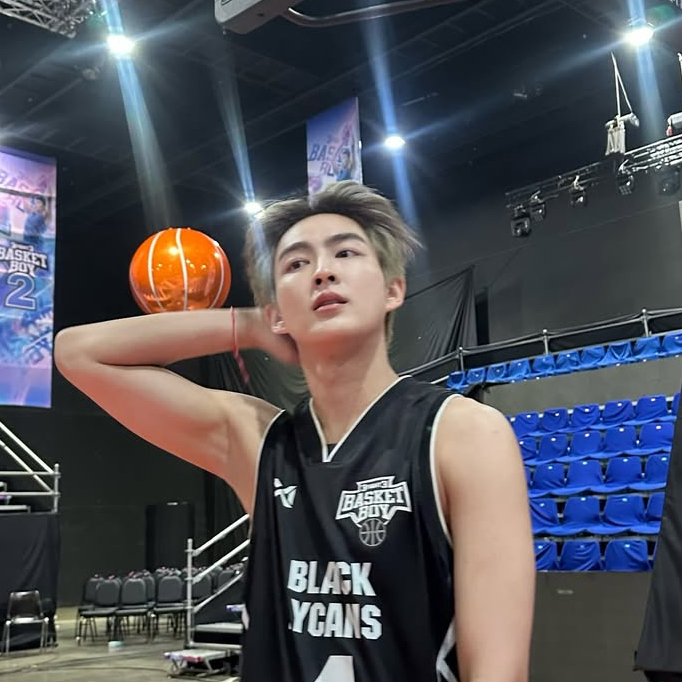 A moment captured by Heart (BUS)'s fan