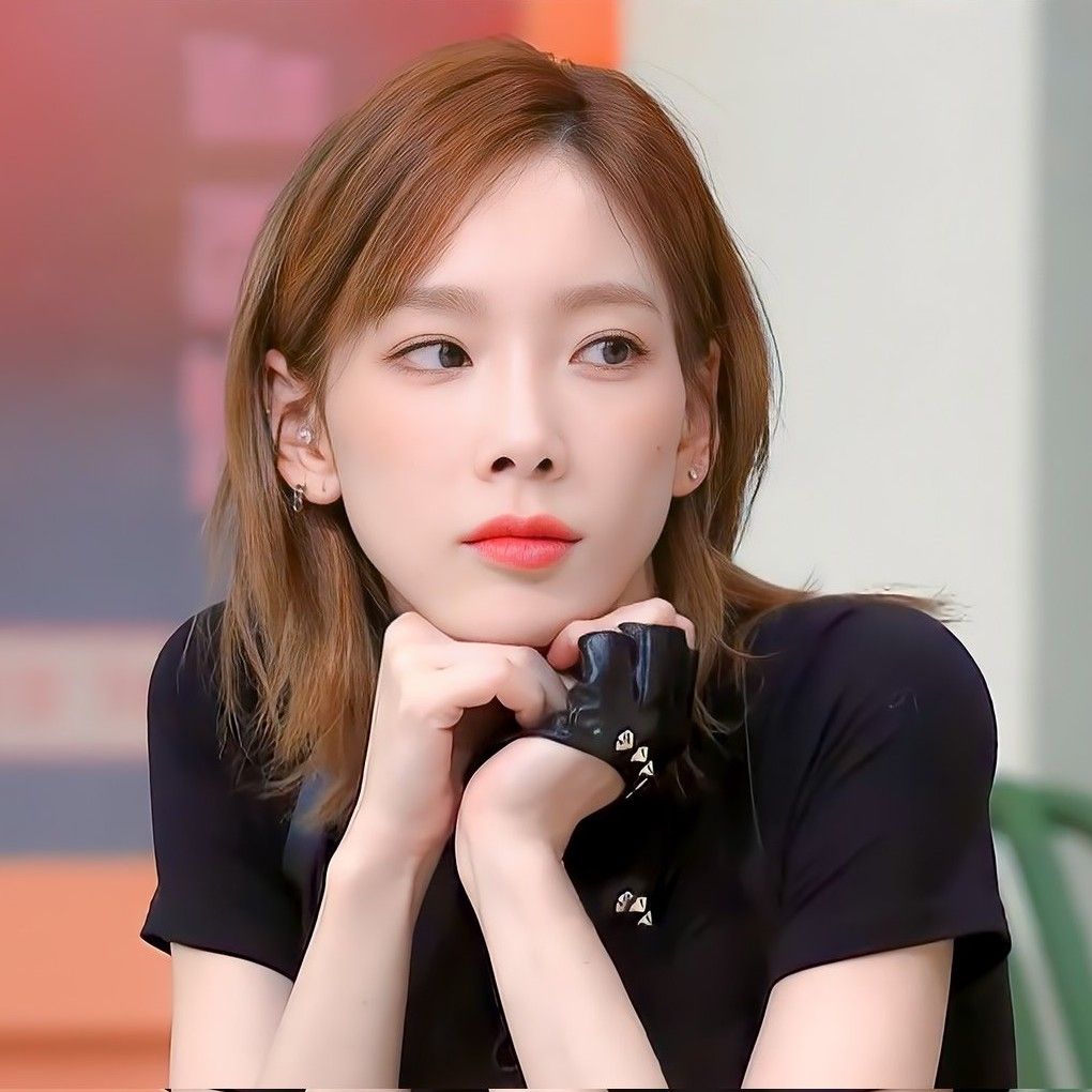 Recent activity shot of Taeyeon (Girls' Generation)