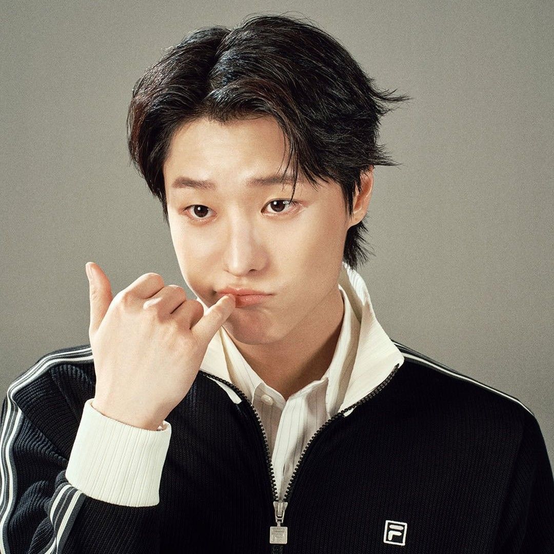 Behind-the-scenes cut of WOODZ