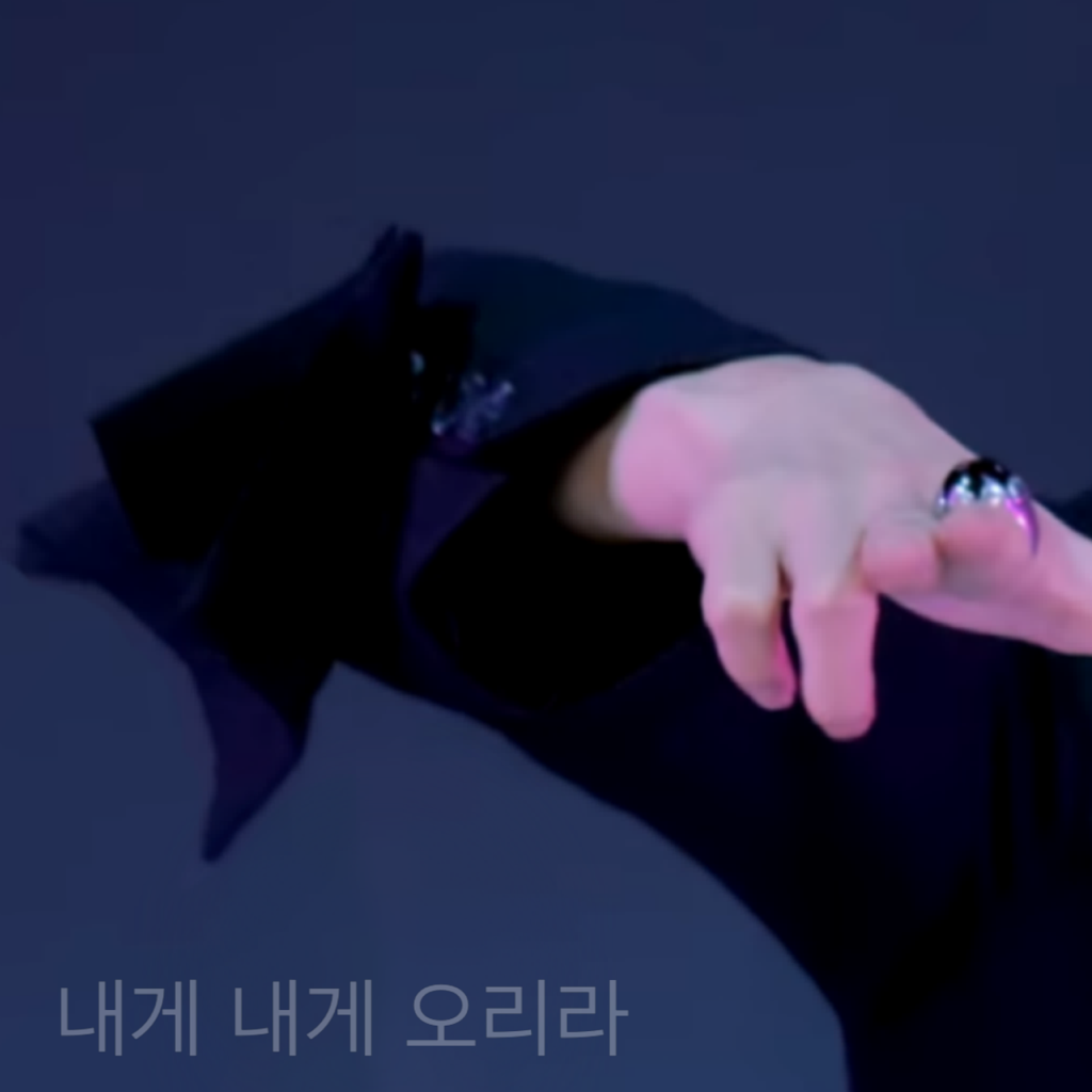 Recent activity shot of Hyunjae (THE BOYZ)