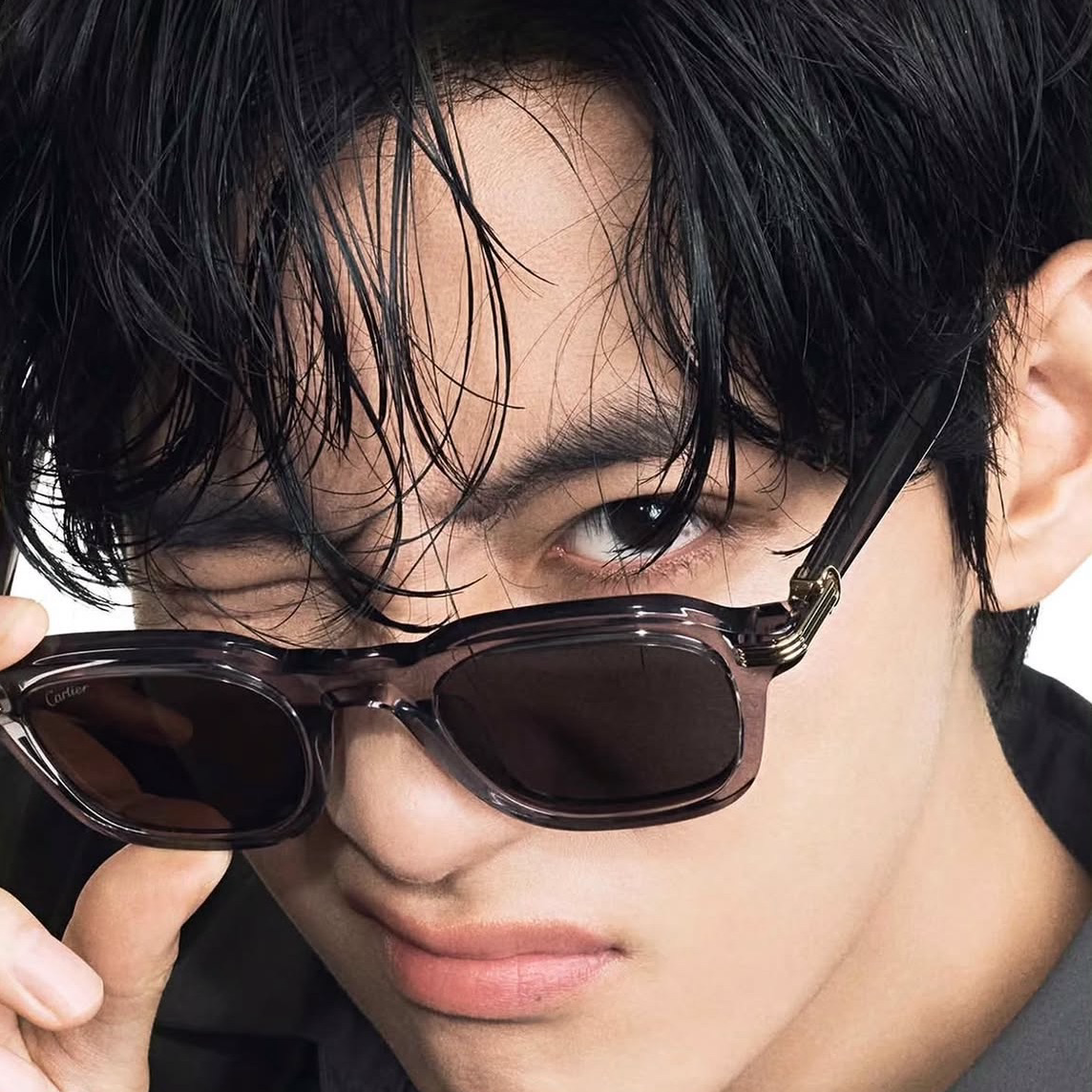 뷔 (방탄소년단) 최근 활동샷