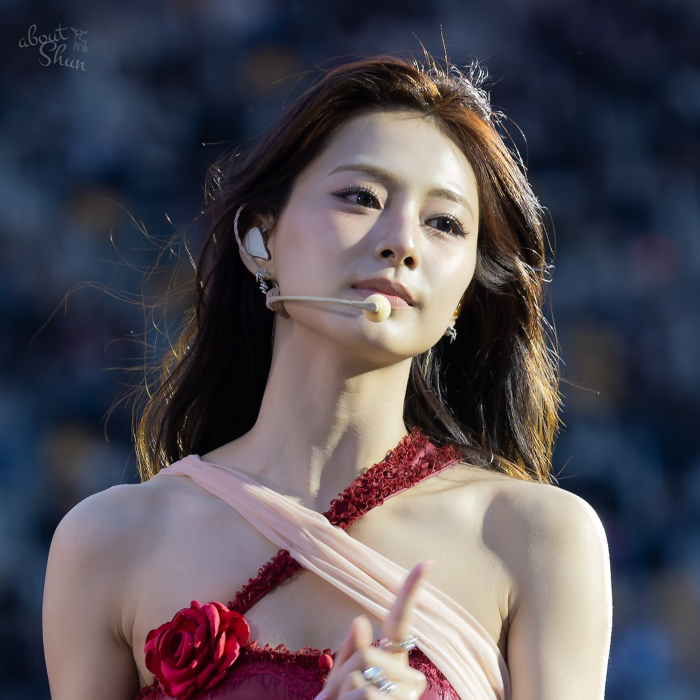 Foto aktivitas terbaru Tzuyu (TWICE)