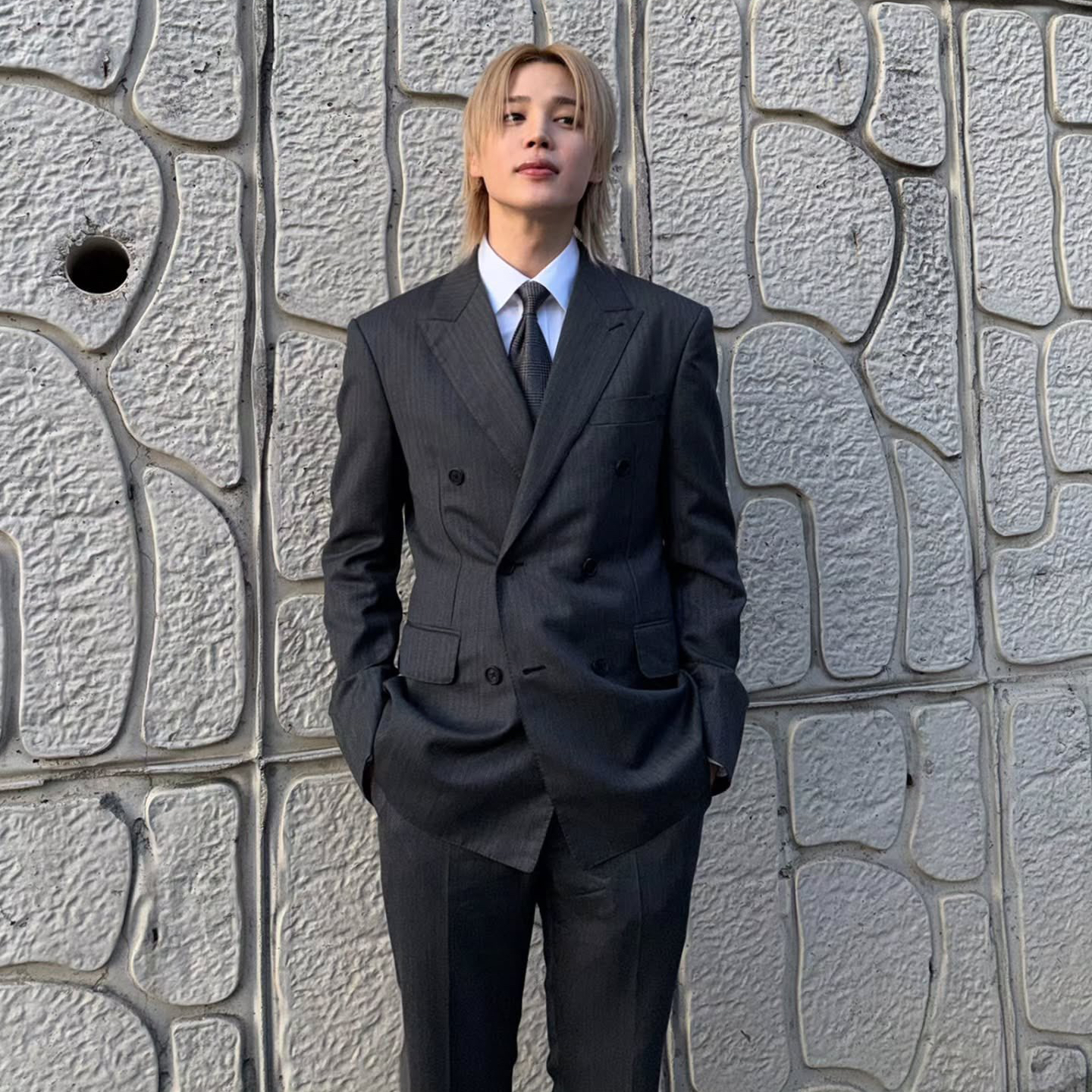 Foto aktivitas terbaru Jimin (BTS)