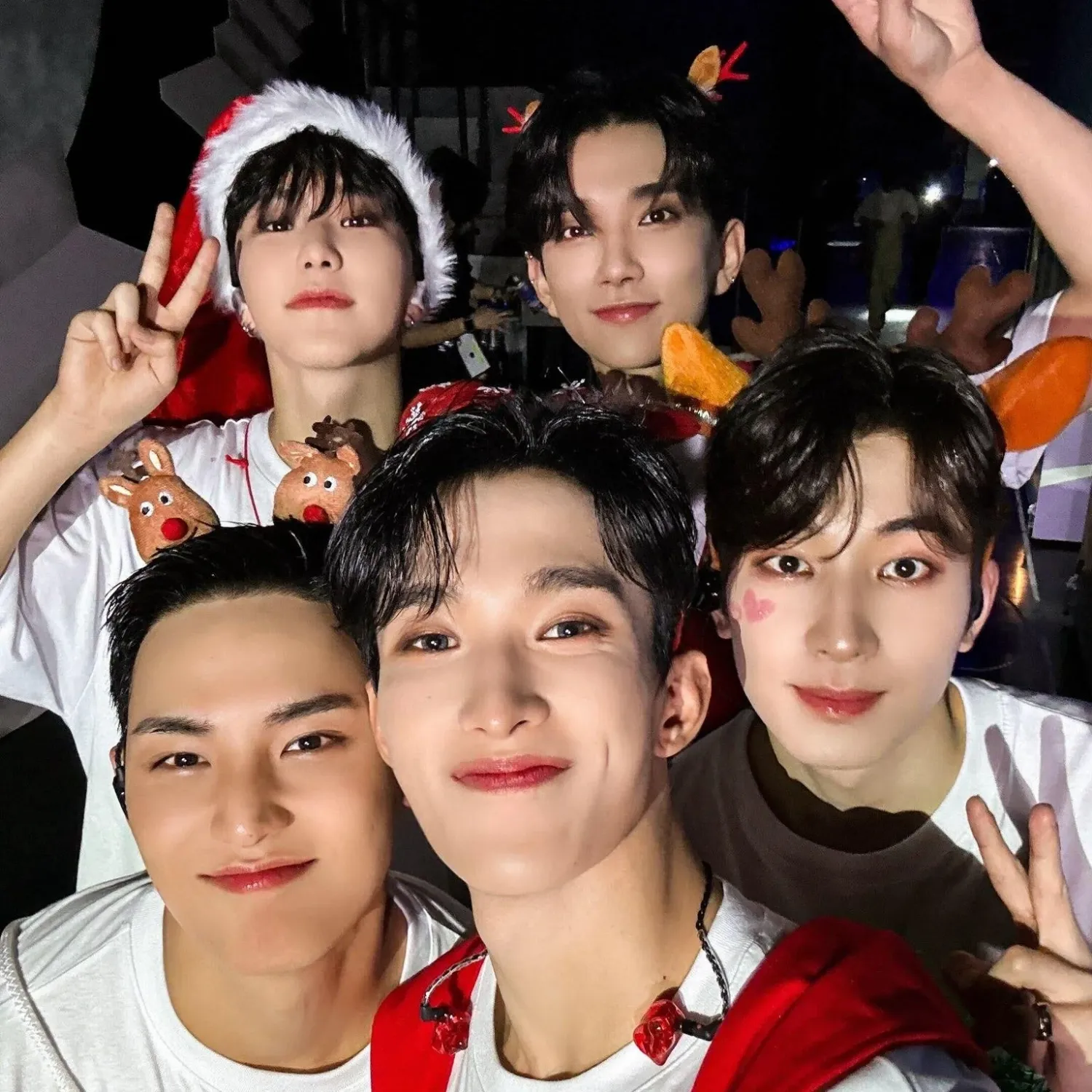 세븐틴 최근 활동샷