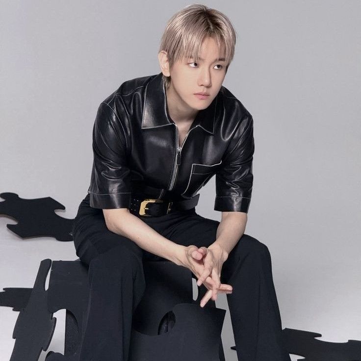 ベクヒョン (EXO)の舞台裏ショット