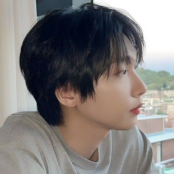 A moment captured by Jeong Sewoon's fan