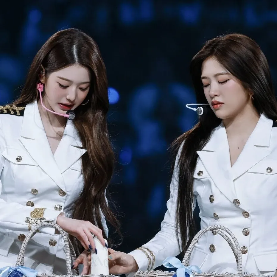 IVE의 비하인드 컷