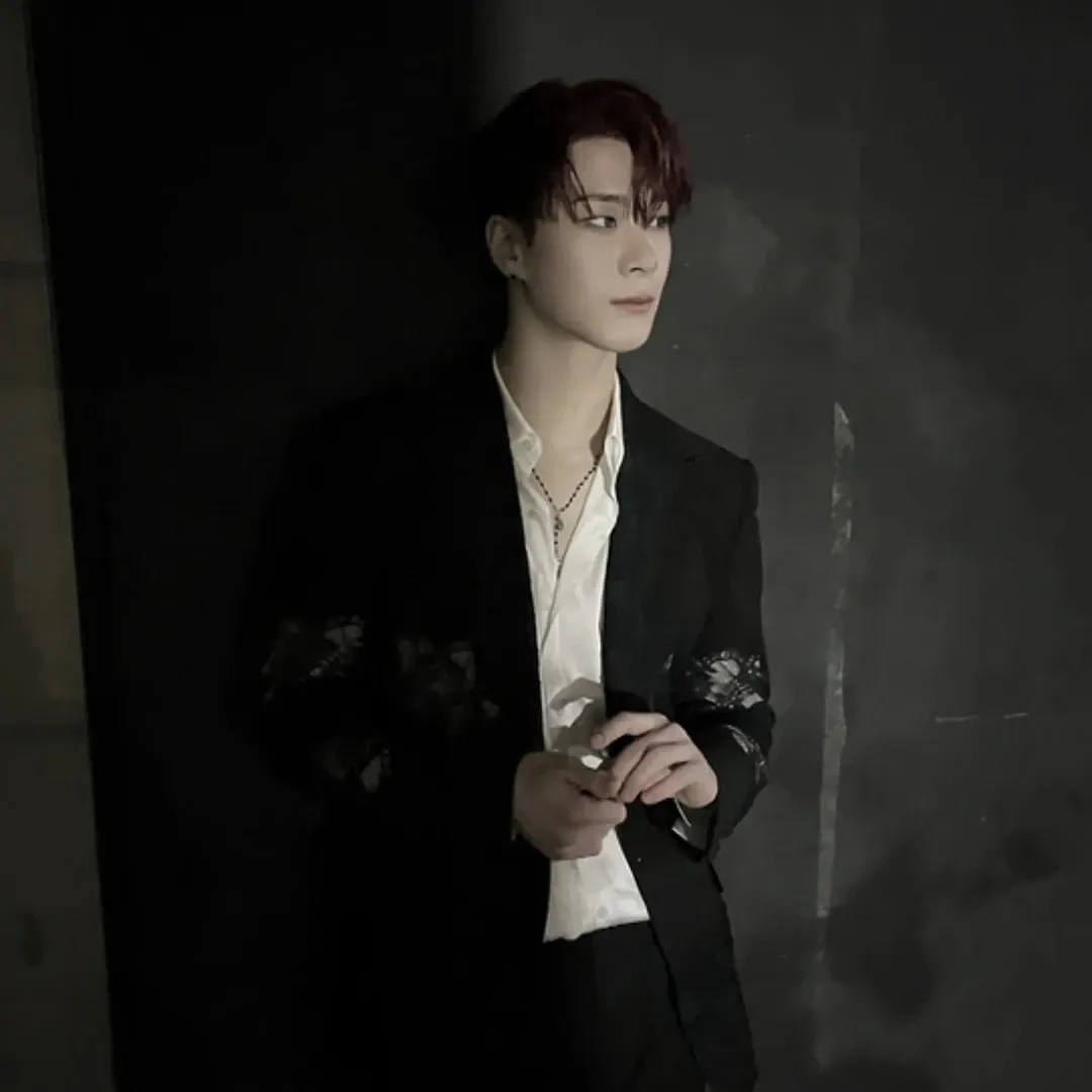 Latest photo of Moonbin (ASTRO)