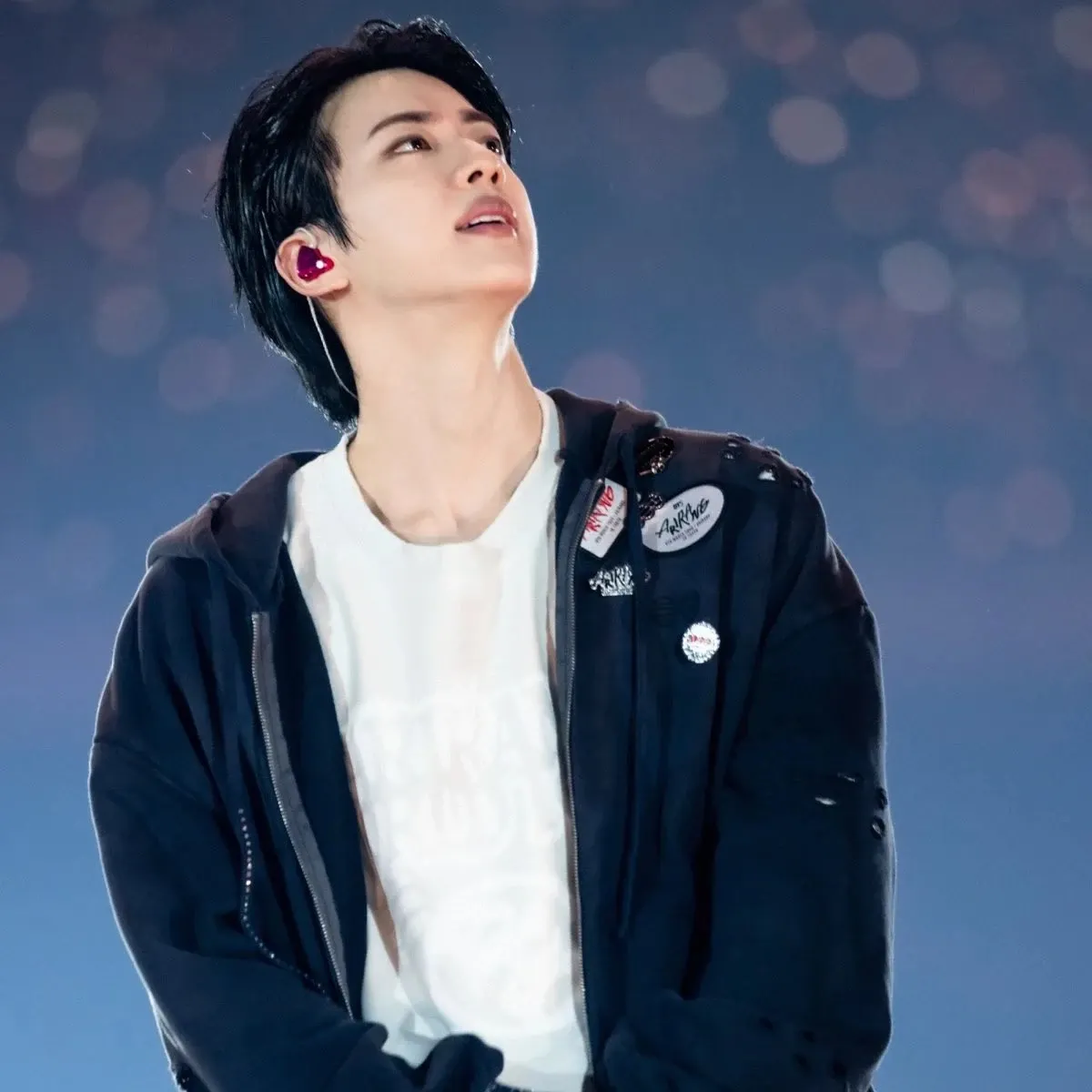 Latest photo of Jin (BTS)