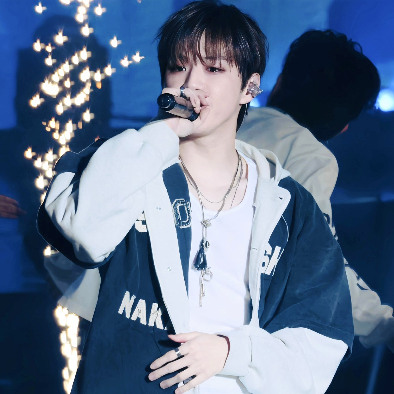 강다니엘 최근 활동샷