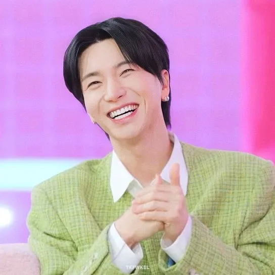 A moment captured by Leeteuk (Super Junior)'s fan