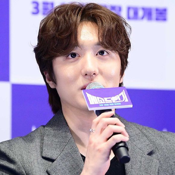 Recent activity shot of Chani (SF9)