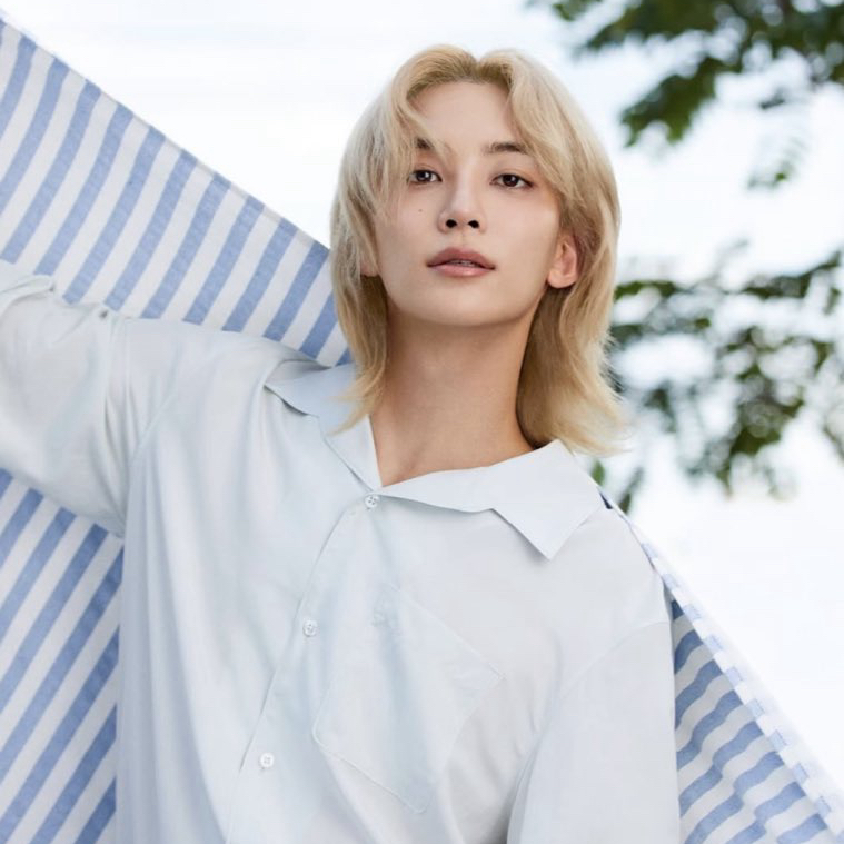 A moment captured by Jeonghan (SEVENTEEN)'s fan