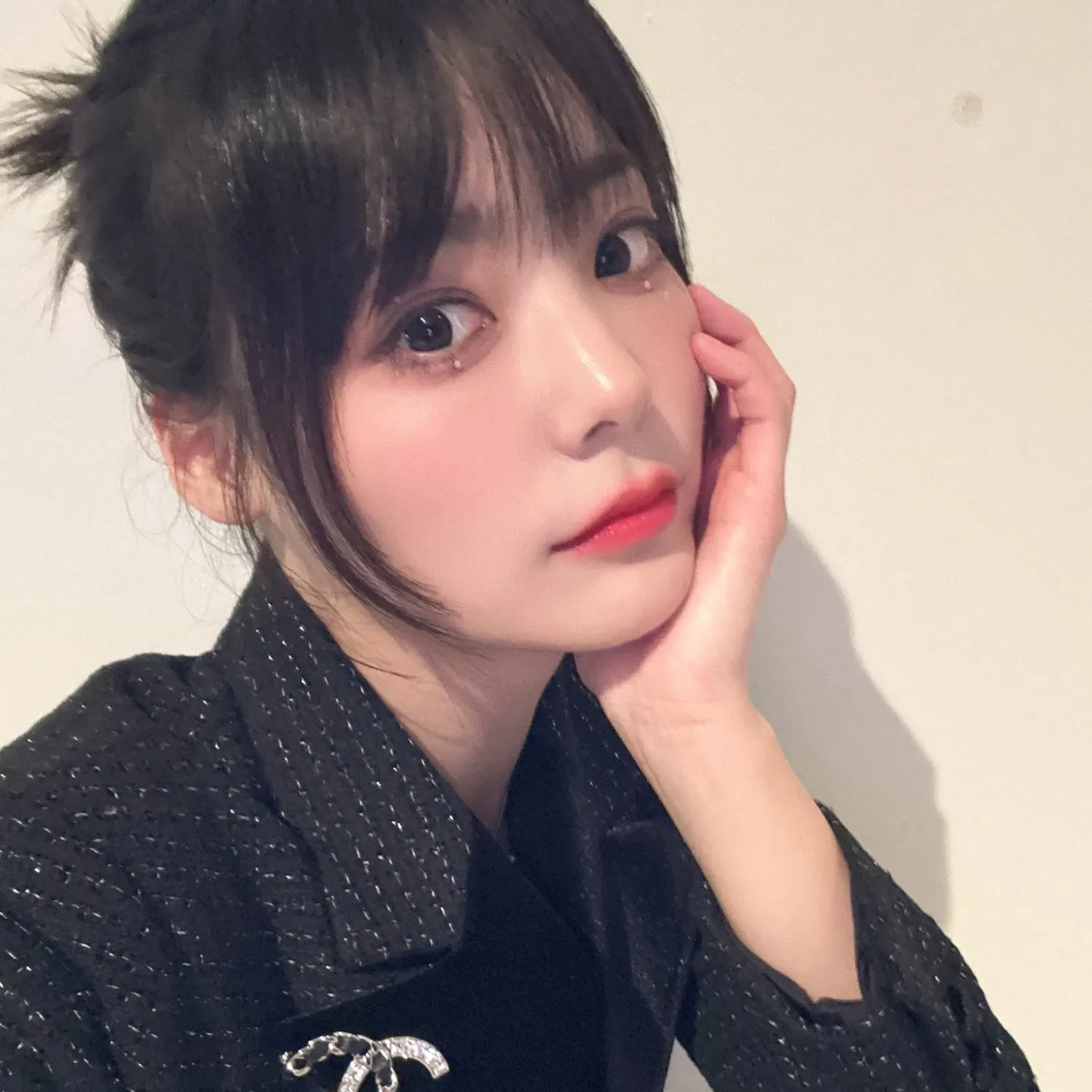 Recent activity shot of Siyeon (QWER)
