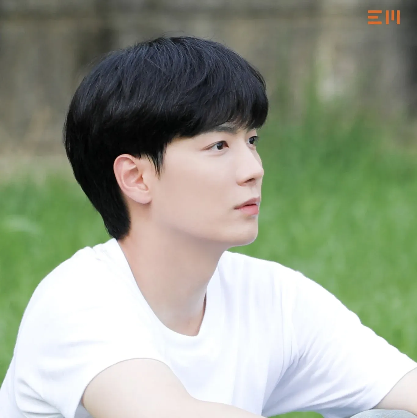 Recent activity shot of Kim Jonghyeon