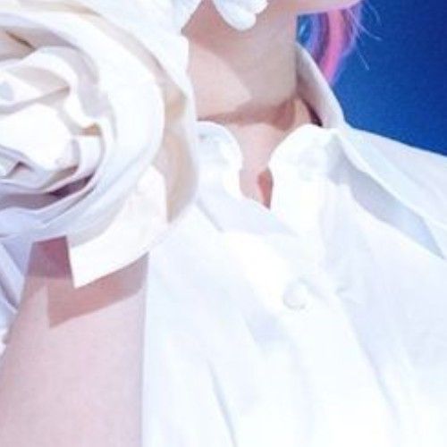 Behind-the-scenes cut of LIZ (IVE)