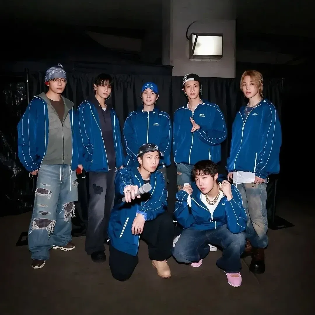 防弹少年团的最新活动照片