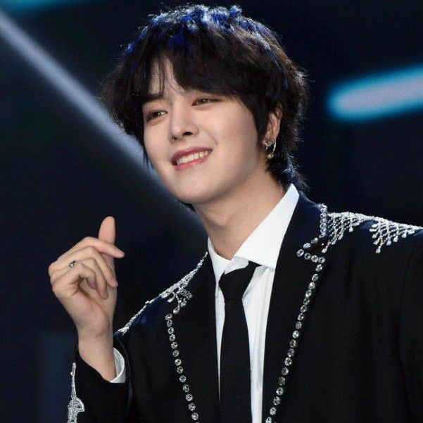 A moment captured by ONEUS's fan