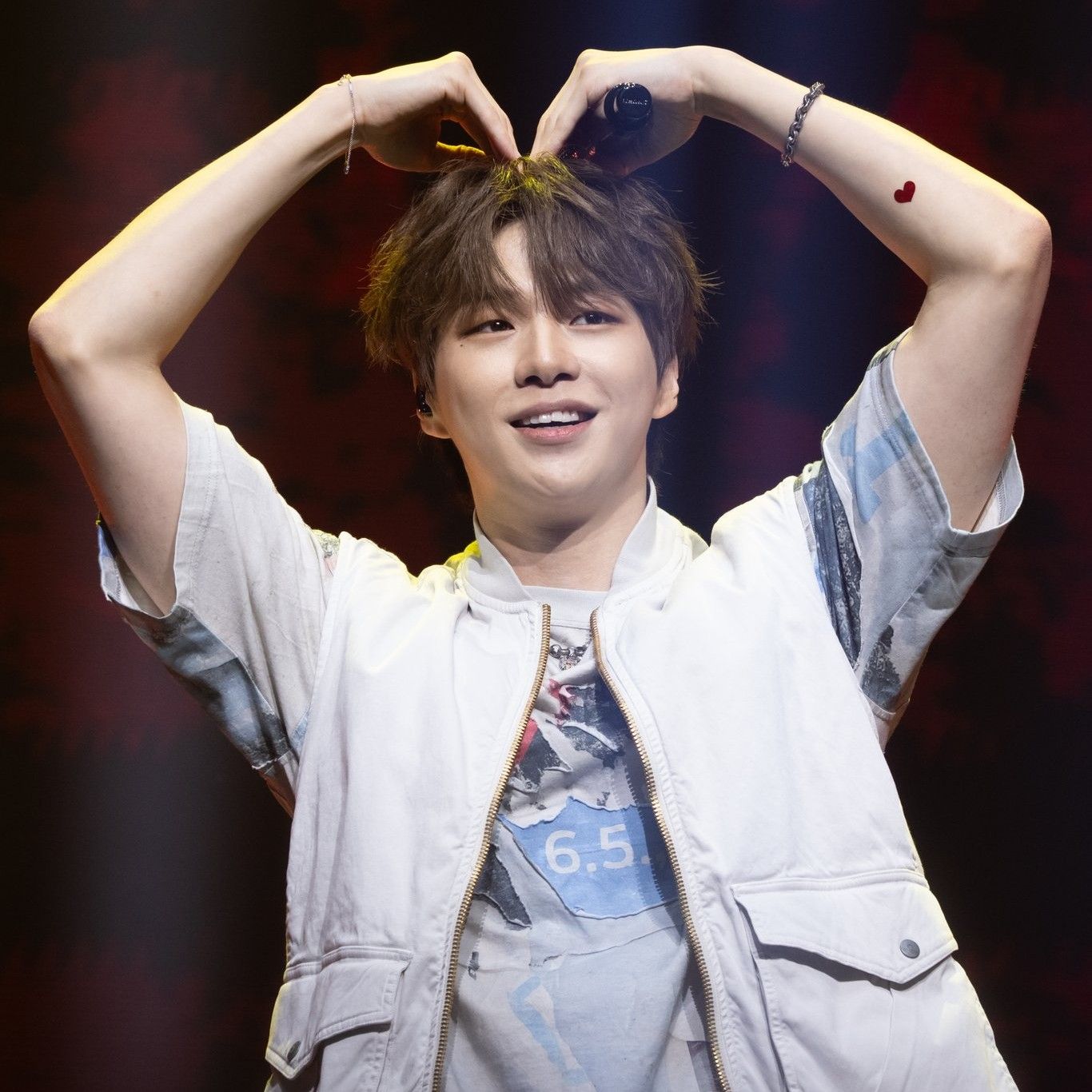 강다니엘 최근 활동샷