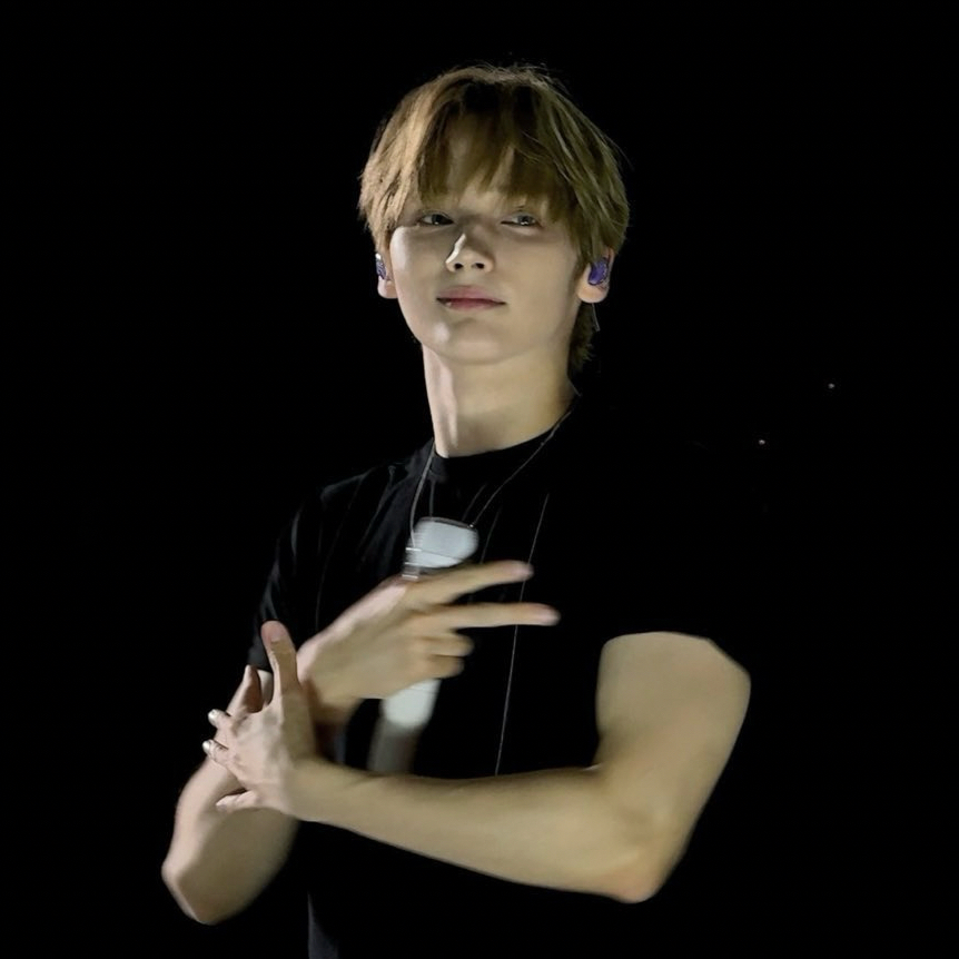 휴닝카이 (투모로우바이투게더) 최근 활동샷