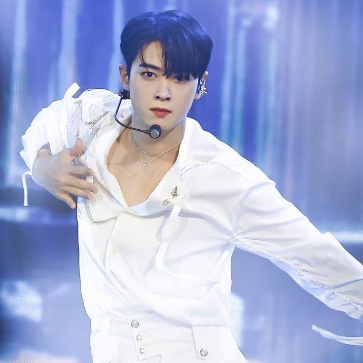 Latest photo of Eunwoo (ASTRO)