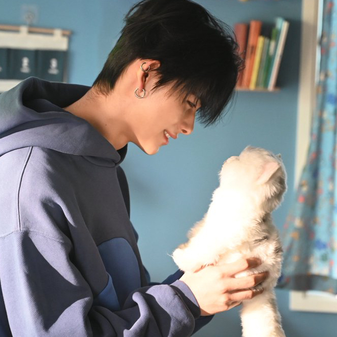 Foto aktivitas terbaru NI-KI (ENHYPEN)