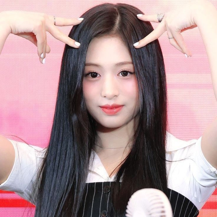 BABYMONSTER的幕後花絮