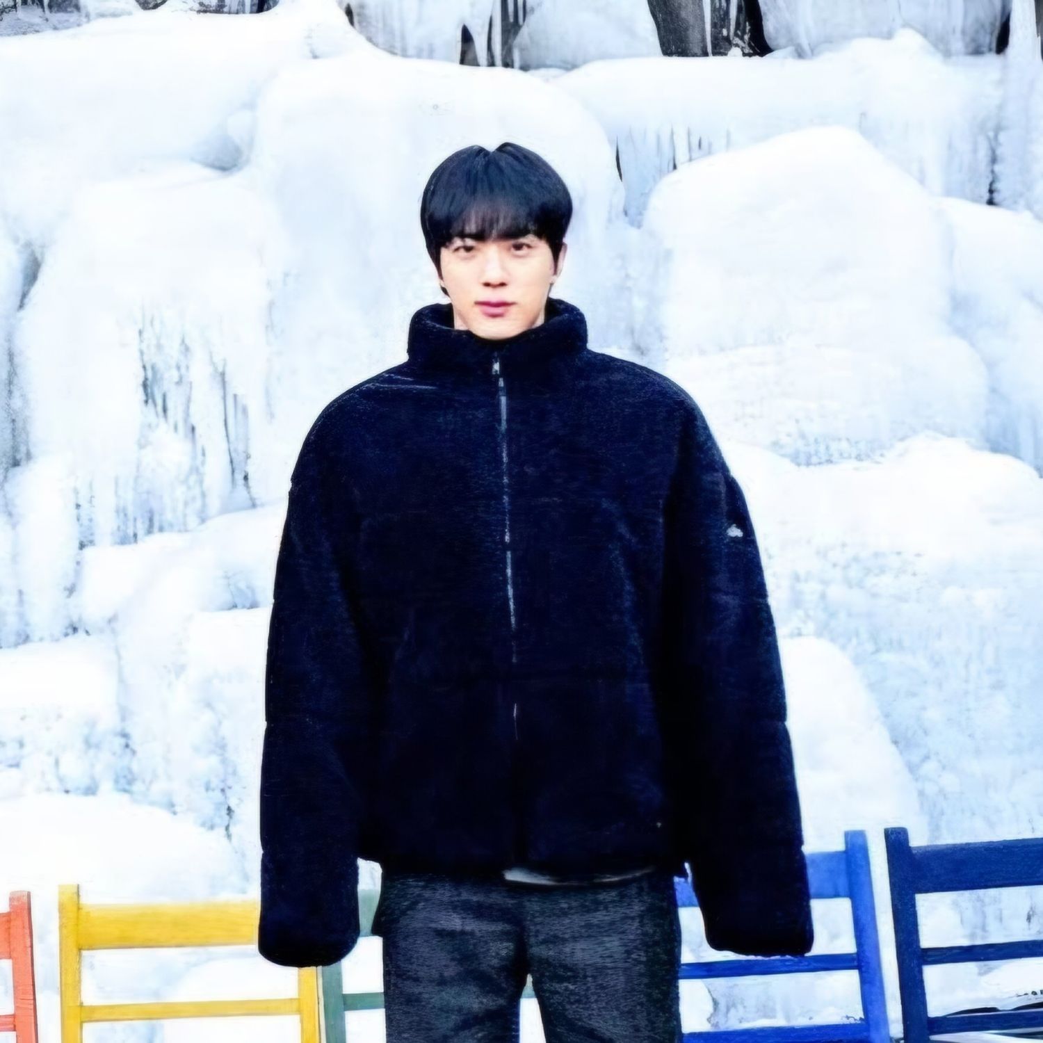 진 (방탄소년단)의 비하인드 컷