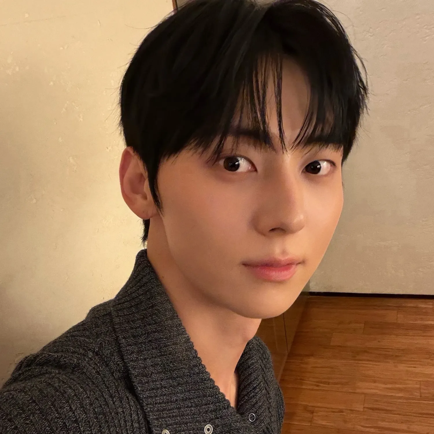 Latest photo of Hwang Minhyun