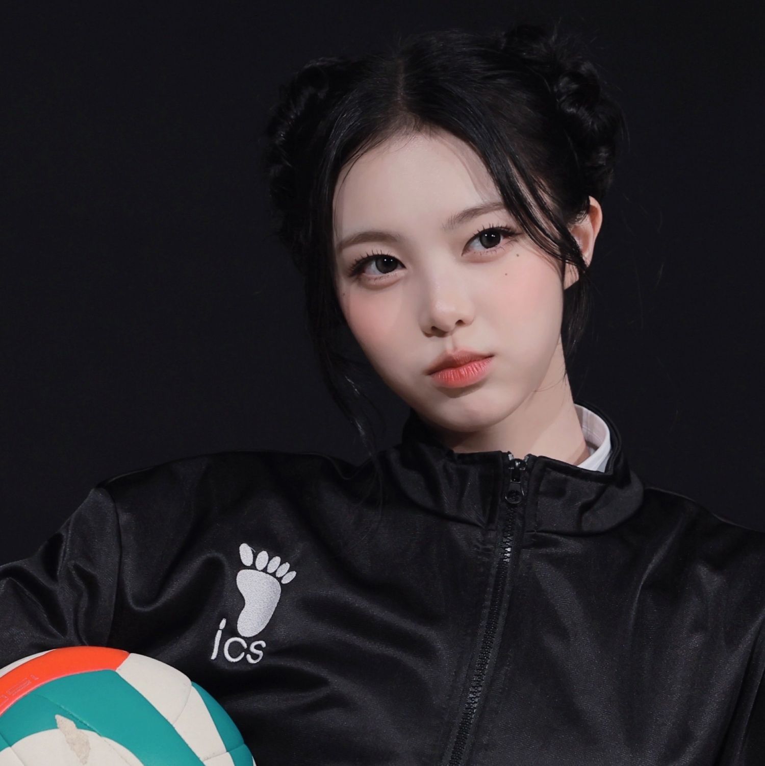 A moment captured by Ian (Hearts2Hearts)'s fan