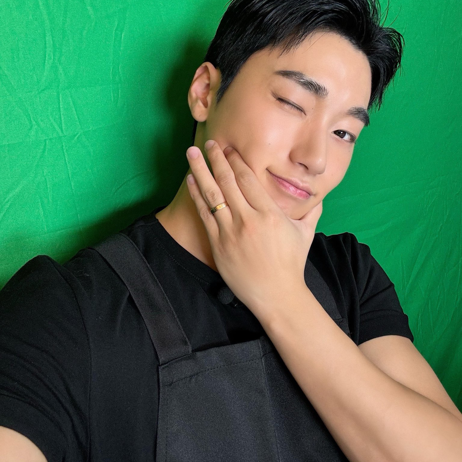 에이티즈의 비하인드 컷