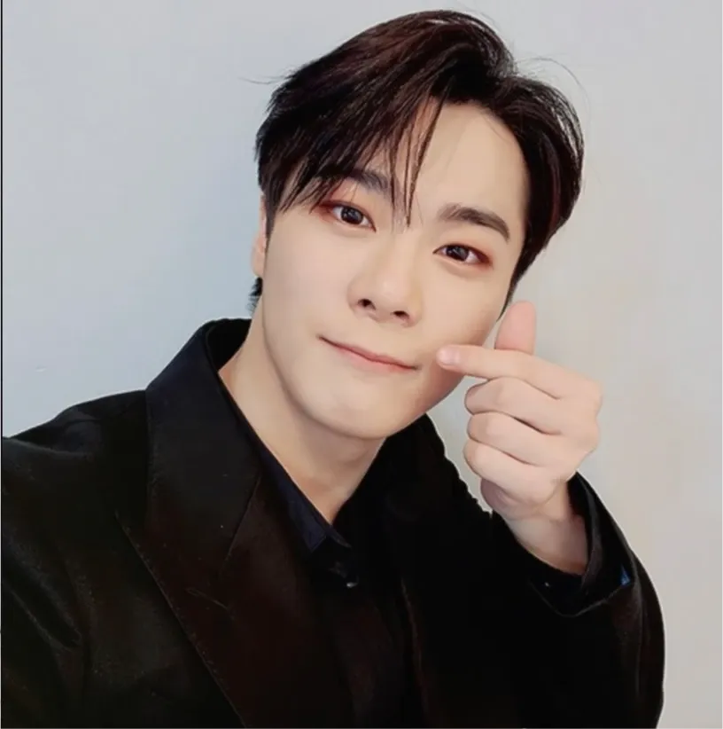 Behind-the-scenes cut of Moonbin (ASTRO)