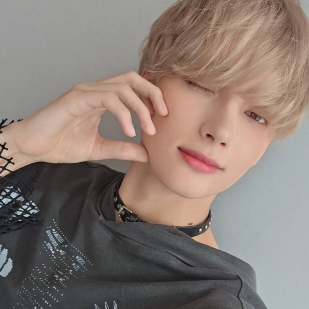 A moment captured by HueningKai (TOMORROW X TOGETHER)'s fan