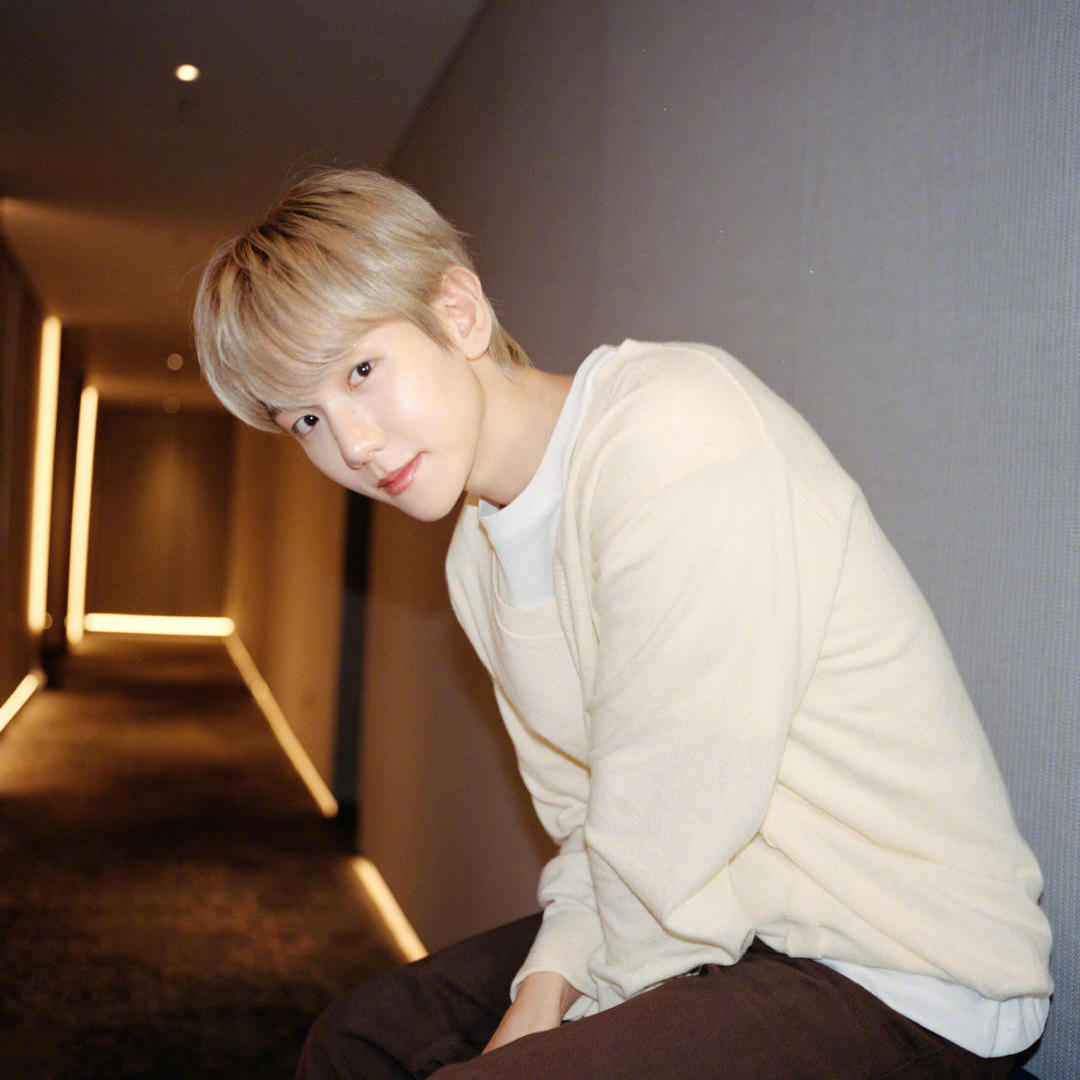 Potret di balik layar EXO