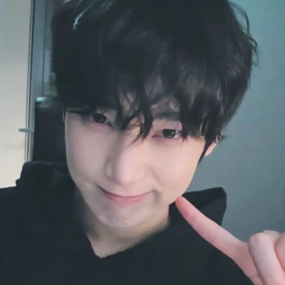 Foto terbaru Sunoo (ENHYPEN)